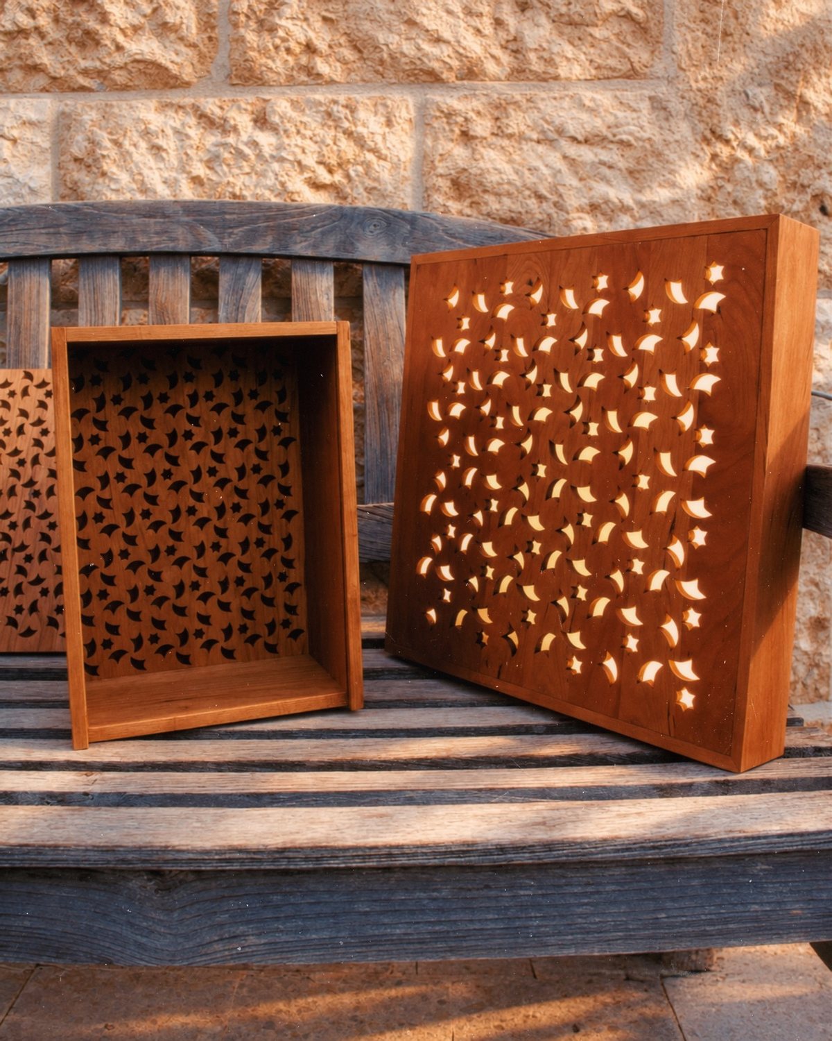 The panel beside its open light box